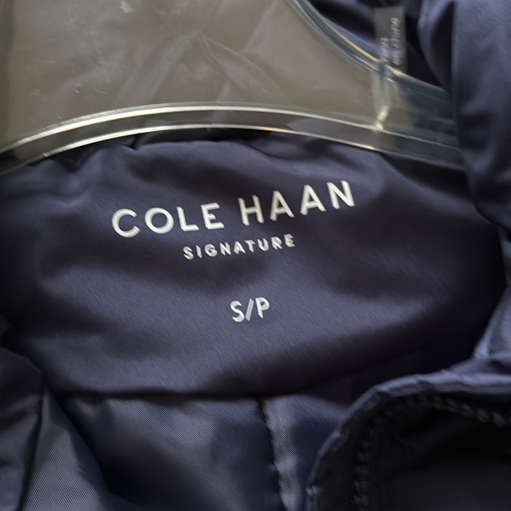 NEW COLE HAAN SIGNATURE  puffer Quilted polyester Vest navy - small - Picture 8 of 10